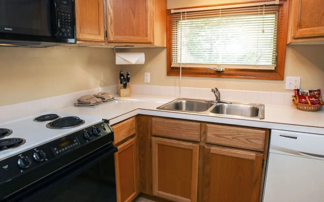 Sunnyside Knoll: 16