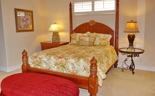 Pet-friendly Waterfront Home Near Beach With Pool
