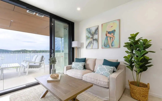 Oceanside Apartment With Bay Views