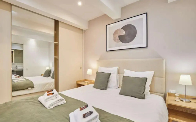 Charming Apartment Center of Paris Le Marais