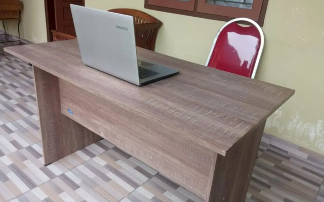 Hotel O Neva Guest House SyariahNearWaduk Cipta Karya
