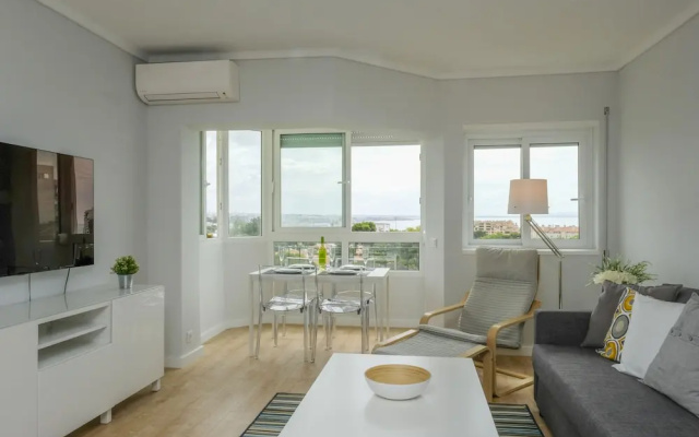 Elegant loft with Cascais's sea view