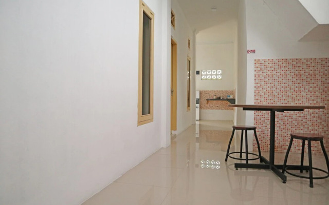 Sachila Residence Syariah by OYO Rooms
