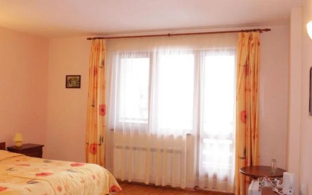 Kris Guest House