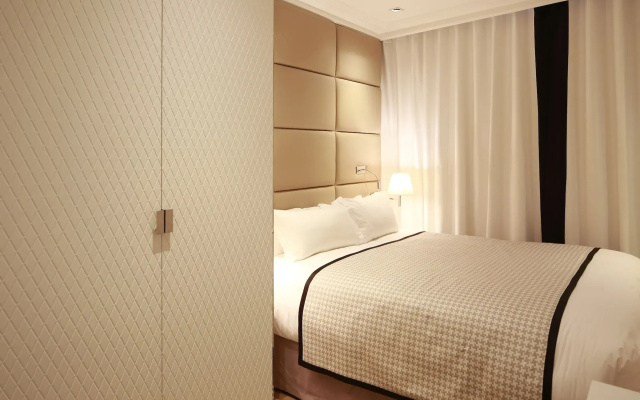 Hotel R de Paris