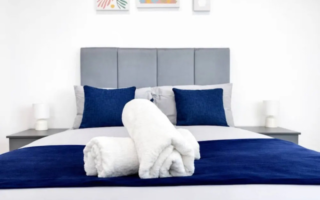 Work-friendly 1-bed Leicester