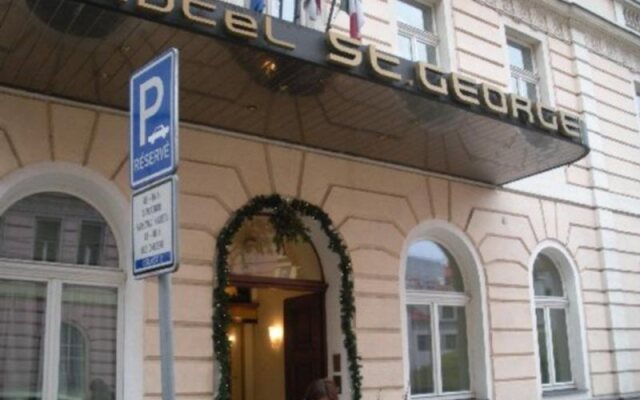 Hotel Saint George вид на фасад