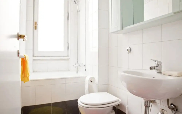 Kamchu Apartments Sigle Room Also for Couple Park View