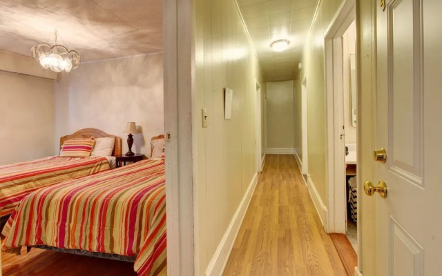 Suites on Main