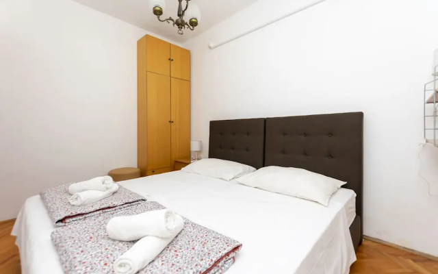 Apartments Djani