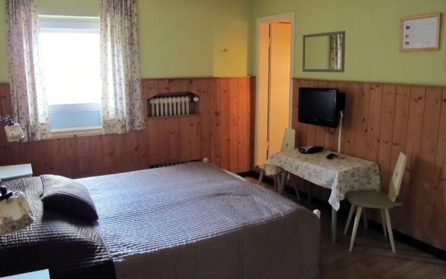 Hotel Kuhn