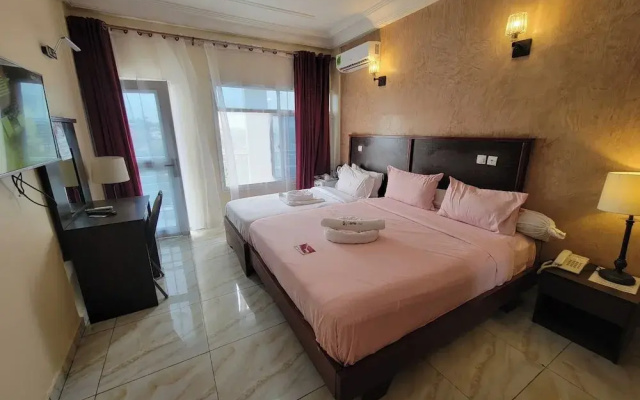 Safyad Hotel