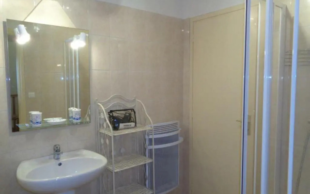 Gîte Saint-Alban-les-Eaux, 3 pièces, 4 personnes - FR-1-496-75