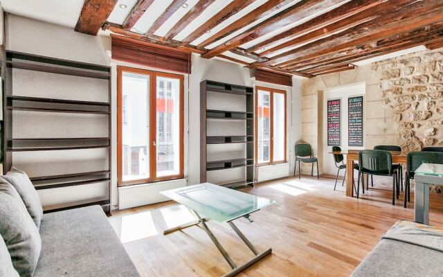 43 - Spacious Parisian Flat of Grands Boulevards 0