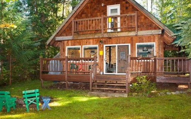 32MBR Private Pet Friendly Cabin