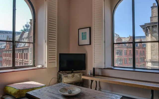 Greater Manchester Warehouse Apartment for up to 4