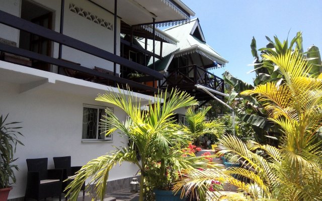 Chez Lorna 5 nights minimum in Mahe Island, Seychelles from 104$, photos, reviews - zenhotels.com hotel front