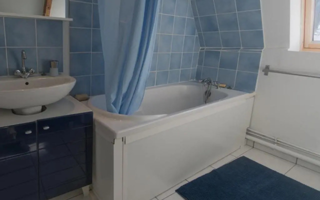 Appartement Le Palais, 3 pièces, 4 personnes - FR-1-418-99