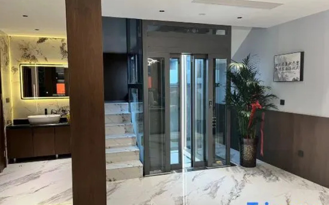Longxuan Residence Light Luxury Elegant Accommodation