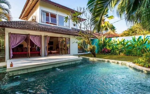 Eshina Villa