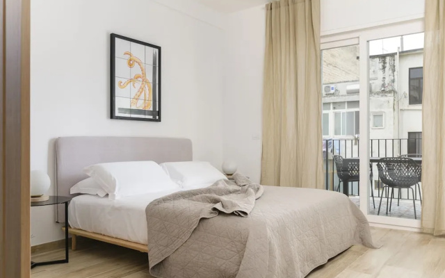 Palazzo Murat - One-bedroom Apartment With Balcony by Wonderful Italy