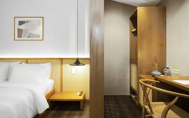 New Hotel