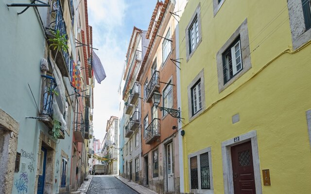 Отель Bairro Arte - Center Lisbon вид на фасад