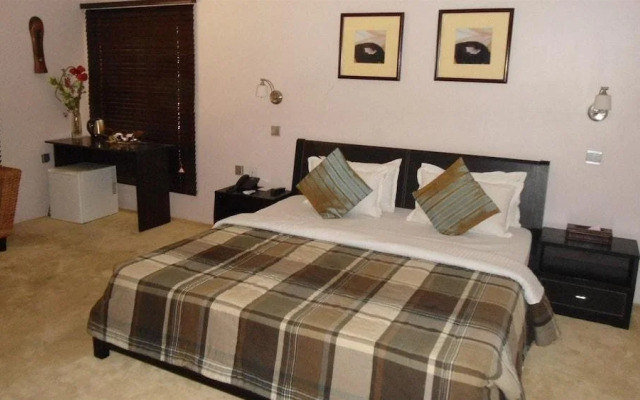 Pearl Manor Luxury Suites