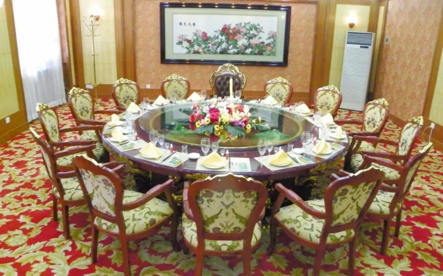 Zhongwei Hotel