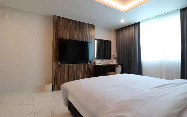 Chungju Grand Hotel