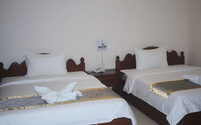 KC River Hotel