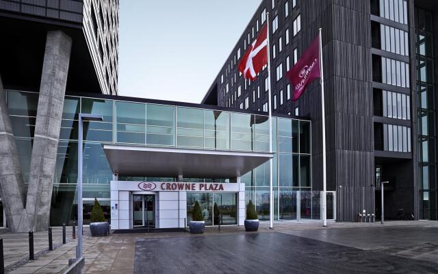 Отель Crowne Plaza Copenhagen Towers вид на фасад