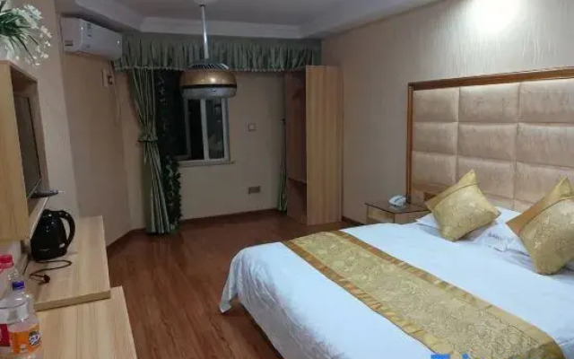 Shengxinyuan Hotel (Zuoling New City)