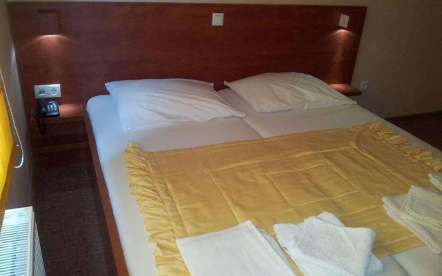 Ahar Hotel