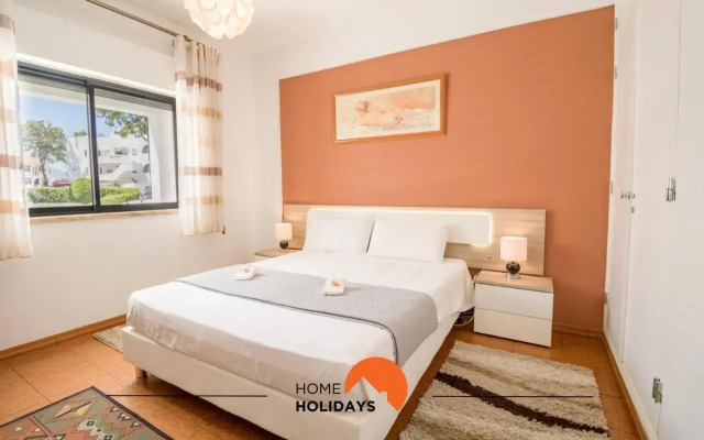 #031 Beautiful & Quiet Beach Flat Near OldTown