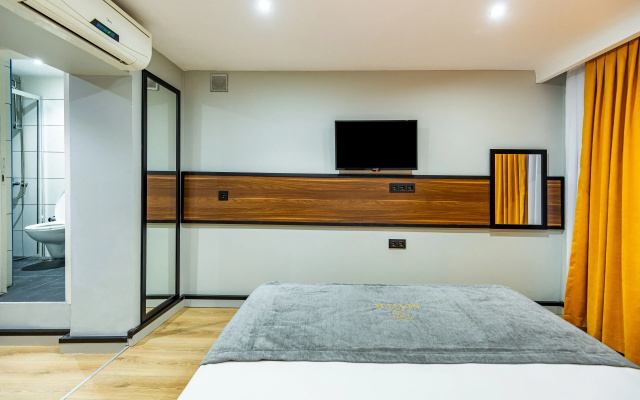 Aram Kerasi Rooms