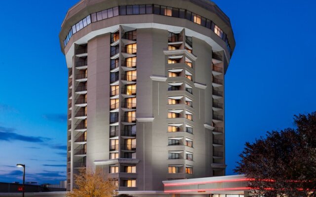 Radisson Hotel Valley Forge вид на фасад