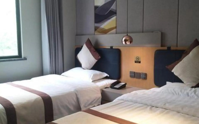 Weigong Hotel(Beijing Weigongcun)