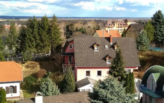 Margarta Apartman