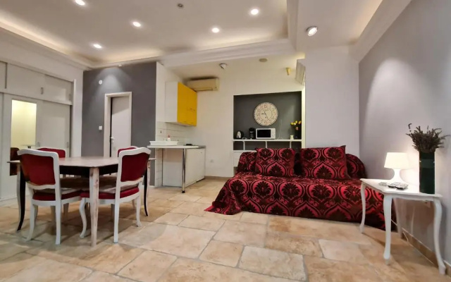 Apartmani N.May's