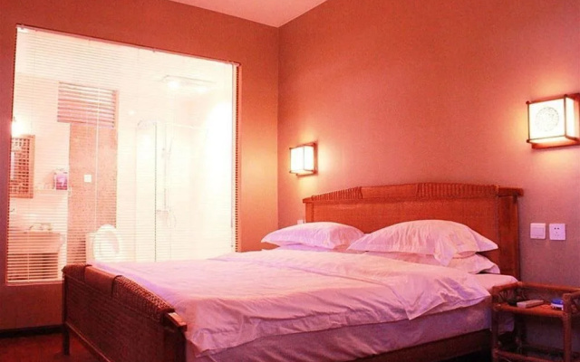 Chama Hotel