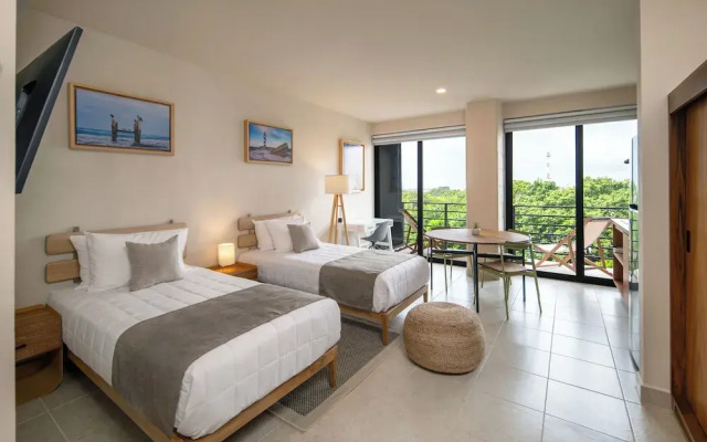 Everglades Suites