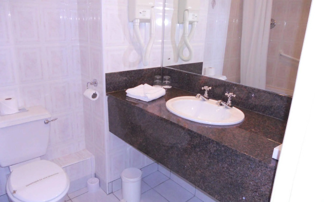 The Rhu Glenn Hotel