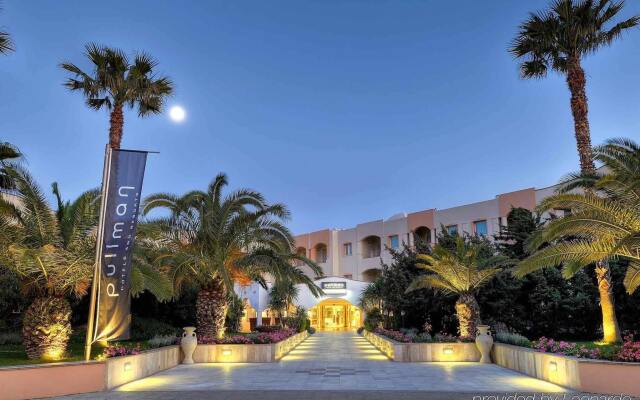 Отель Pullman Timi Ama Sardegna Италия, Вилласимиус - 1 отзыв об отеле, цены и фото номеров - забронировать отель Pullman Timi Ama Sardegna онлайн вид на фасад