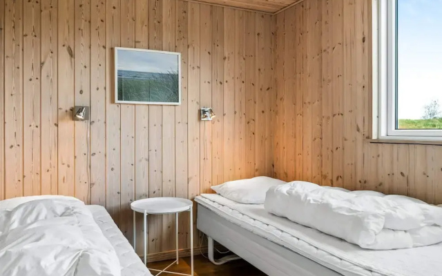 5 Star Holiday Home in Albaek