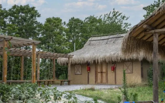 Wonderland Resort