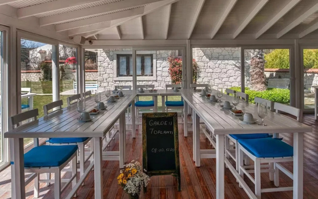 Mara Bahçe Alaçatı