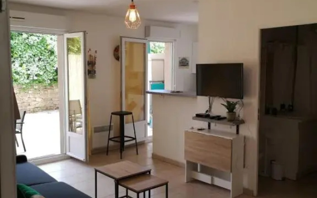 Charmant Studio avec Jardin proche Odysseum