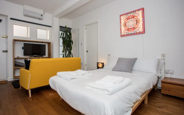 1 Bedroom Apartment in Limehouse London
