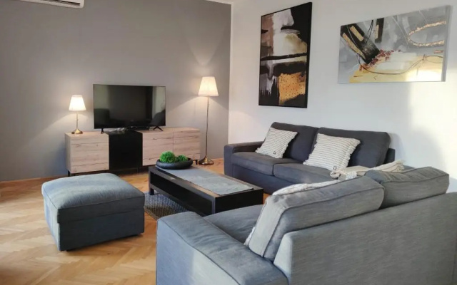 Apartment Valentino